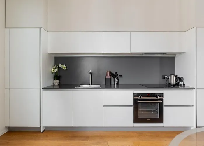 Luxury Calzolerie 博洛尼亚